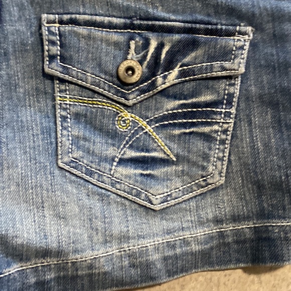 Jean shorts - Picture 5 of 8